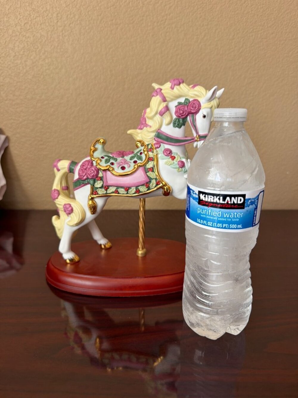 2009 Lenox Limited Edition "Rubies & Roses" Porcelain Carousel Horse w/FLAW - Picture 6 of 16